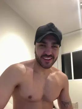 Enjoy watching the full movie of Gay sex chat with AngelBoss
