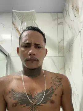 Stream this complete clip named Gay sex chat with gleibson5