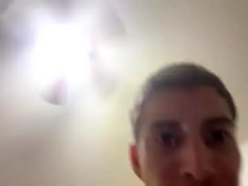 Play the complete video named Gay sex chat with g815694