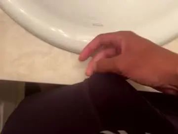 View the full clip titled Gay sex chat with giantbbc111