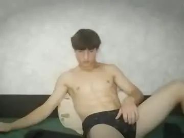 Play the uncut clip called Gay sex chat with sweet_boy06