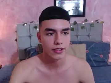 Enjoy watching uncut movie of Gay sex chat with duvan_montes