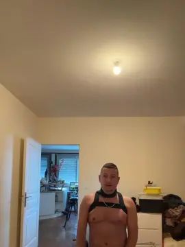 Enjoy watching this hardcore video of Gay sex chat with Inconnuscoot1