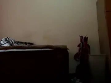 View full scene of Gay sex chat with tuter88