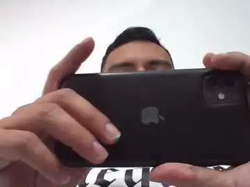 Enjoy watching the HD scene of Gay sex chat with edwreyes_