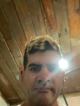 Play this uncut video of Gay sex chat with Andres25_hotXXX