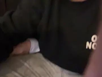 Watch the complete video of Gay sex chat with Donnieandclyde