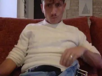 Watch the uncut video called Gay sex chat with ptisioux