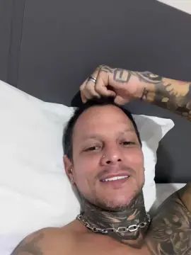 View full video of Gay sex chat with BrunoCastilho