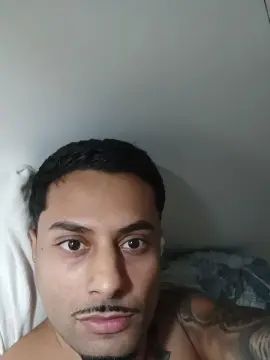 View uncut scene titled Gay sex chat with Masterattivo19