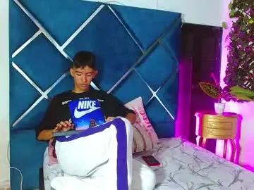 View the uncut movie called Gay sex chat with jamesconnor001