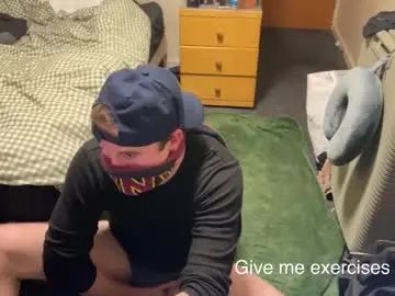 Stream complete clip of Gay sex chat with average_jackson1