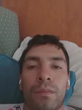 Enjoy watching this HD scene of Gay sex chat with Elpapu01