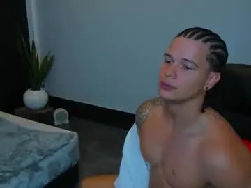 Play complete video titled Gay sex chat with yanka_max1