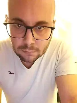 View the full video named Gay sex chat with Cris89_real