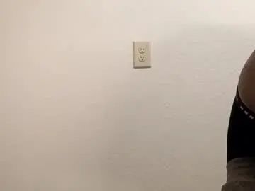 Enjoy watching the complete movie called Gay sex chat with huge_cock321321