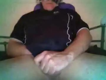 Stream this full clip called Gay sex chat with hungbighugecum