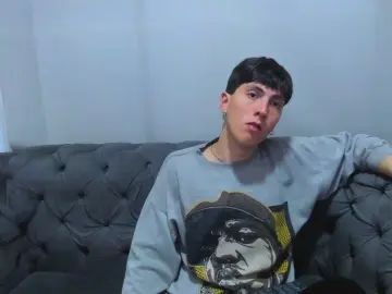 View the uncut clip titled Gay sex chat with MilanStone