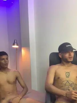 Watch uncensored movie titled Gay sex chat with Master_boss77