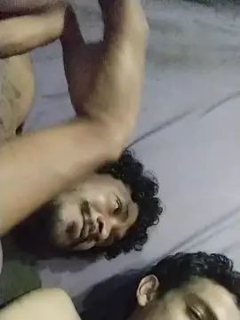Stream this uncensored scene called Gay sex chat with Moreno18cmSSA