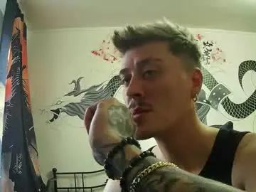 Stream the complete scene named Gay sex chat with zedmihai
