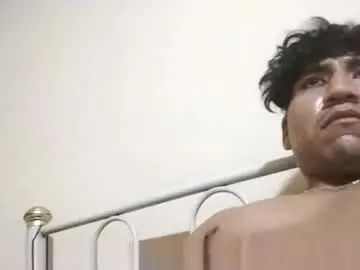 View uncut video named Gay sex chat with raider6192