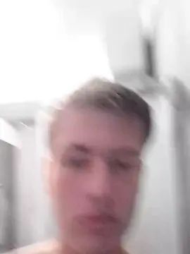 Watch this complete movie named Gay sex chat with Franlol8