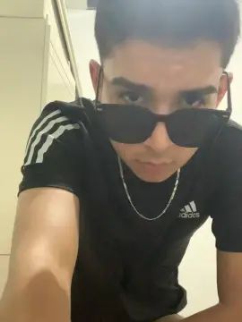 Play this hardcore clip called Gay sex chat with Brayan27_