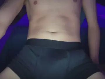 Enjoy watching HD movie called Gay sex chat with andreshotsexy5
