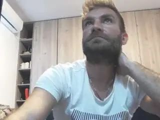 Watch complete video called Gay sex chat with kevin10x