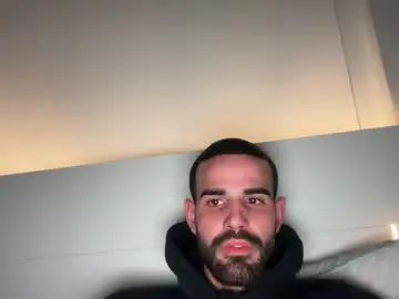 View uncut scene titled Gay sex chat with arnold2301