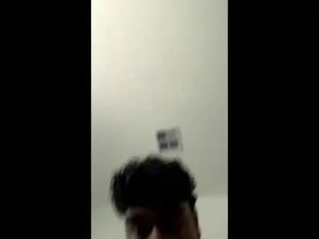 Play the complete scene called Gay sex chat with jayluvsu69