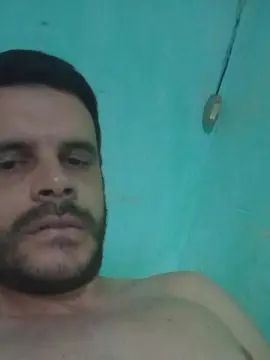 Enjoy watching this uncensored movie called Gay sex chat with JHoW1994