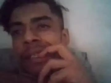 Play this complete video named Gay sex chat with raul3944