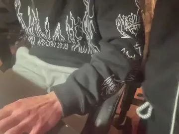Play complete clip called Gay sex chat with Ash363