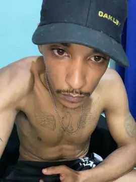 Stream the full movie of Gay sex chat with BlackPrince23c