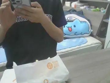 Watch this complete clip of Gay sex chat with hhgaryss
