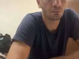Play this full movie named Gay sex chat with domnuozfutura