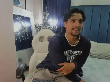 Watch this full scene named Gay sex chat with MattFiore
