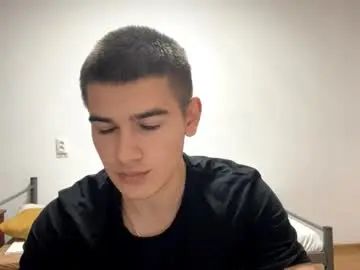 Play complete movie called Gay sex chat with barepulse