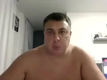 Play complete scene of Gay sex chat with ruslanko8888