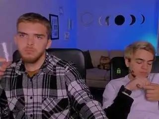 Play the complete scene titled Gay sex chat with robin-spy