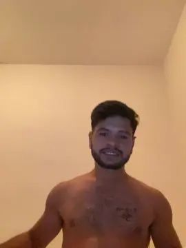 Play this uncut video called Gay sex chat with MarianoXX1