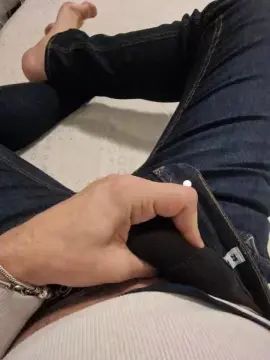 Play this uncensored clip named Gay sex chat with Sicilyguy