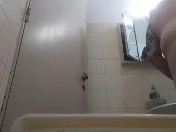 Enjoy watching this HD video titled Gay sex chat with crischu1