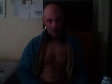 View uncut scene titled Gay sex chat with stb401
