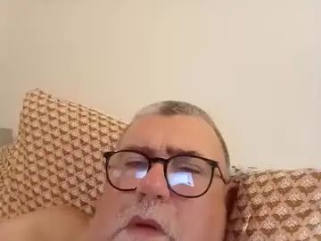 View the full scene called Gay sex chat with twohats2810