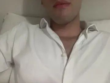 View this uncensored movie named Gay sex chat with apenashoje