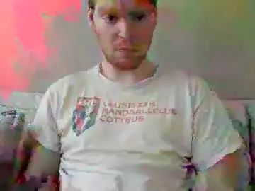Enjoy watching the complete video named Gay sex chat with sweetbi1
