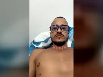 Watch uncut movie named Gay sex chat with knito4